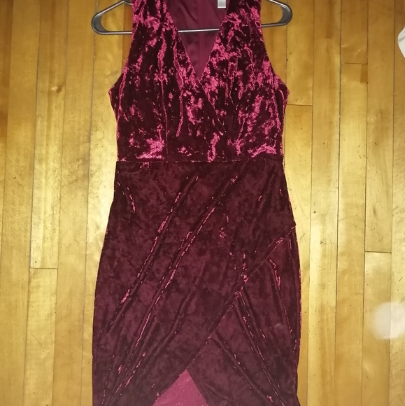Vintage crushed velour red dress - Picture 2 of 4